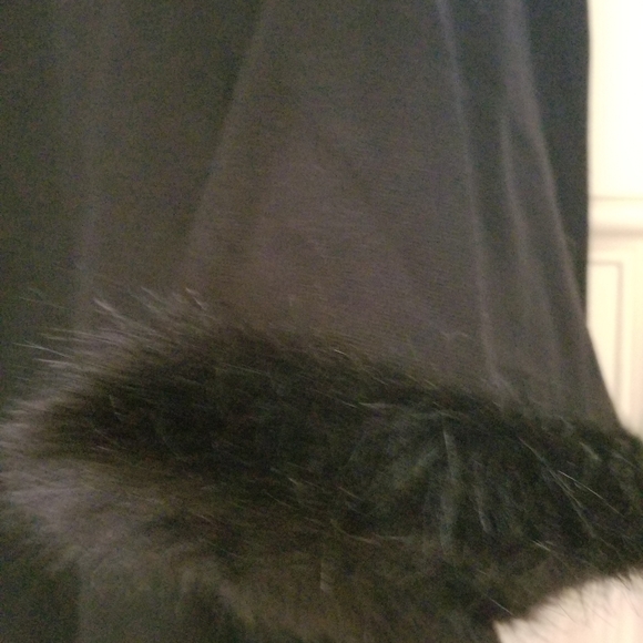 Top - Picture 2 of 5